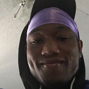 Meet your Posher, Deandre